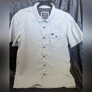BILLABONG Men's S/S Button-Up Shirt from the Adventure Division EUC